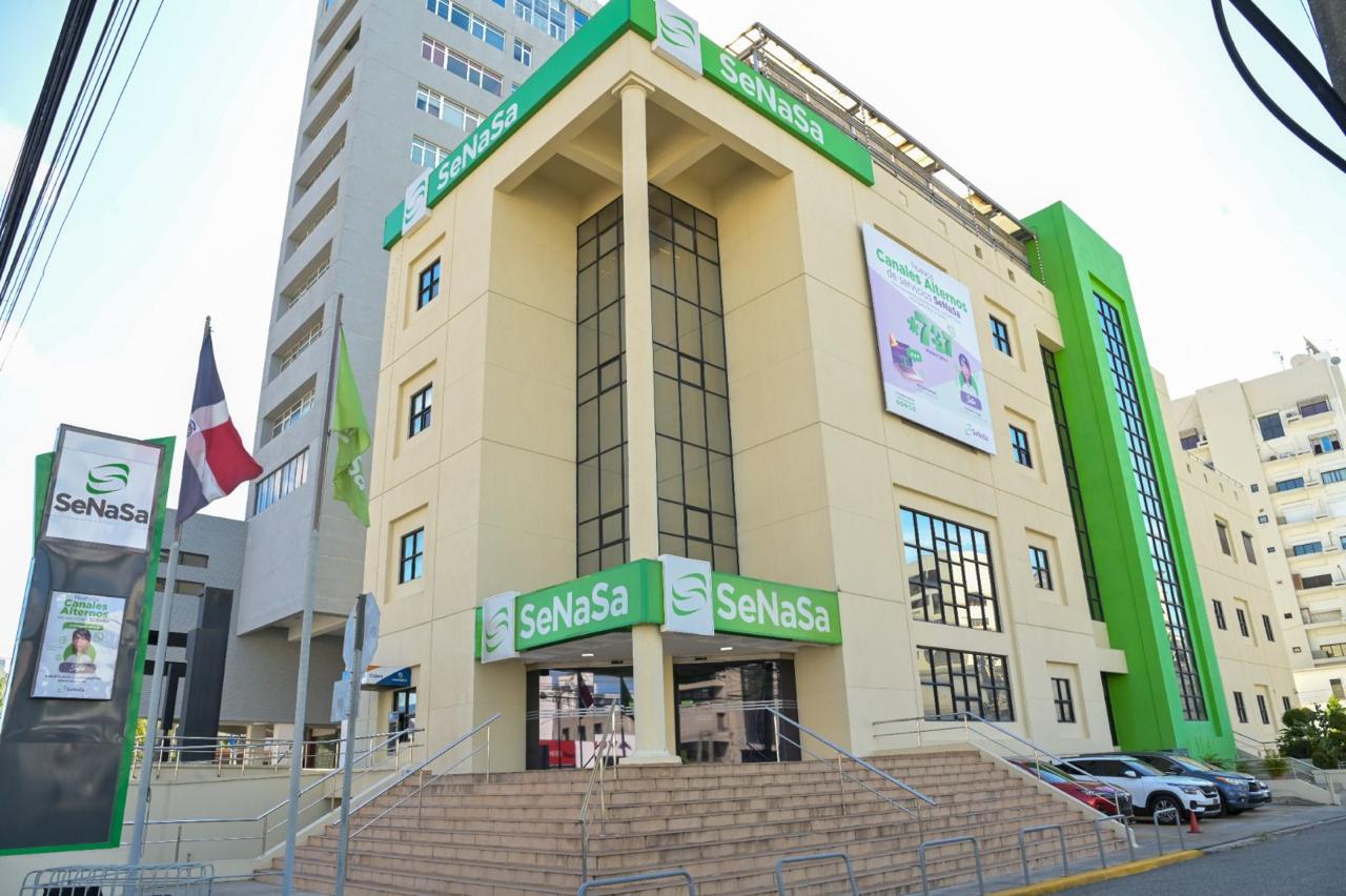 SeNaSa reaffirms continuity and stability of its services for more than 7.4 million affiliates | De Último Minuto English