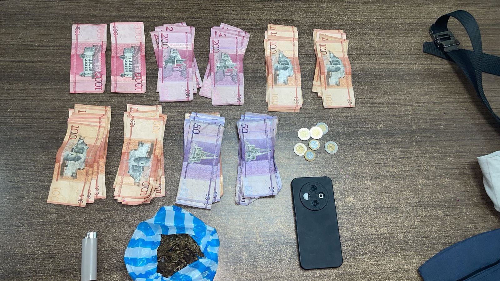 Police seize drugs, weapons and arrest antisocial individuals; also recover stolen motorcycles in Villa Mella, SDN | De Último Minuto English