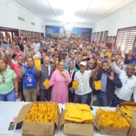 Governor Rosa Santos begins delivery of Christmas bonuses to more than 200 neighborhood councils in Santiago | De Último Minuto English