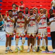 Vultures and Wolves strike first in the start of the semifinals of the Superior Basketball Tournament of San Cristóbal | De Último Minuto English
