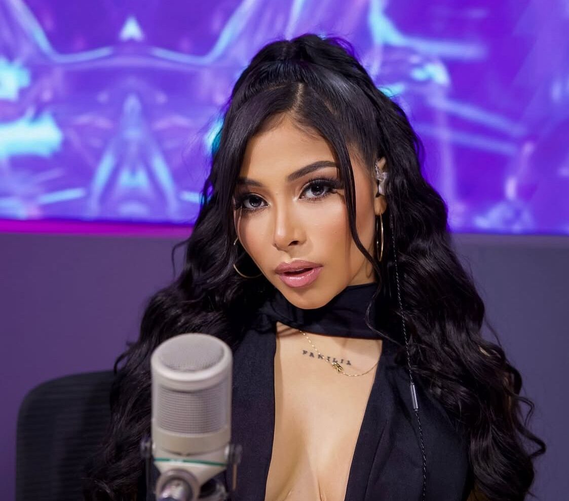 Karola was removed from the program “Sin Filtro Radio Show” | De Último Minuto English
