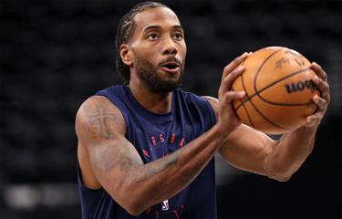 Clippers showcase Lakers; Durant leads Rockets rematch and Aldama shines on NBA night | De Último Minuto English