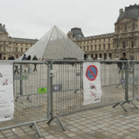 The agents failed to prevent the thieves' escape from the Louvre for about 30 seconds | De Último Minuto English