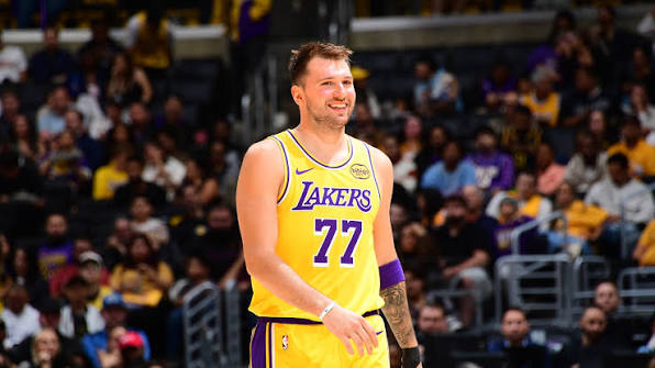 From Doncic's transfer to Oklahoma's domain: a 2025 that redefined the NBA | De Último Minuto English
