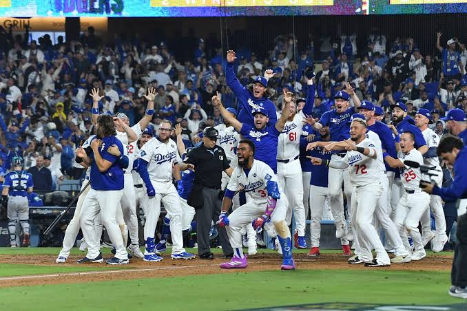 MLB announces 2025 playoff bonuses and is one step away from the historical record | De Último Minuto English