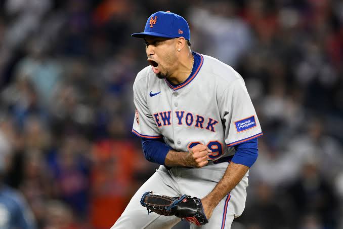 Edwin Díaz reaches a three-year agreement with the Dodgers | De Último Minuto English