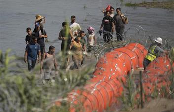A dead person on the southern US border after a shooting involving the Border Patrol | De Último Minuto English