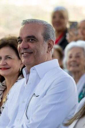 78% defines Luis Abinader as an honest president, according to Sondeos survey | De Último Minuto English