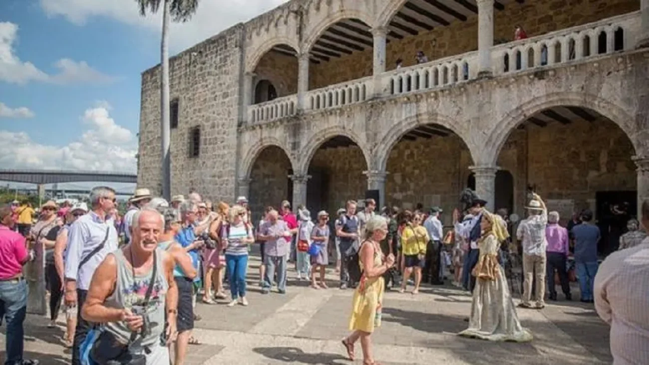 Dominican Republic extends 6-month validity exemption on passports for tourists | De Último Minuto English