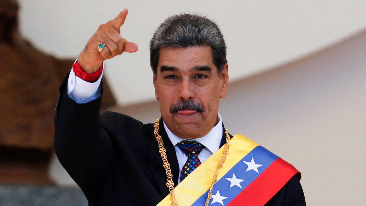 Maduro sees US pressures as a "test" for Venezuela to free itself from oil | De Último Minuto English