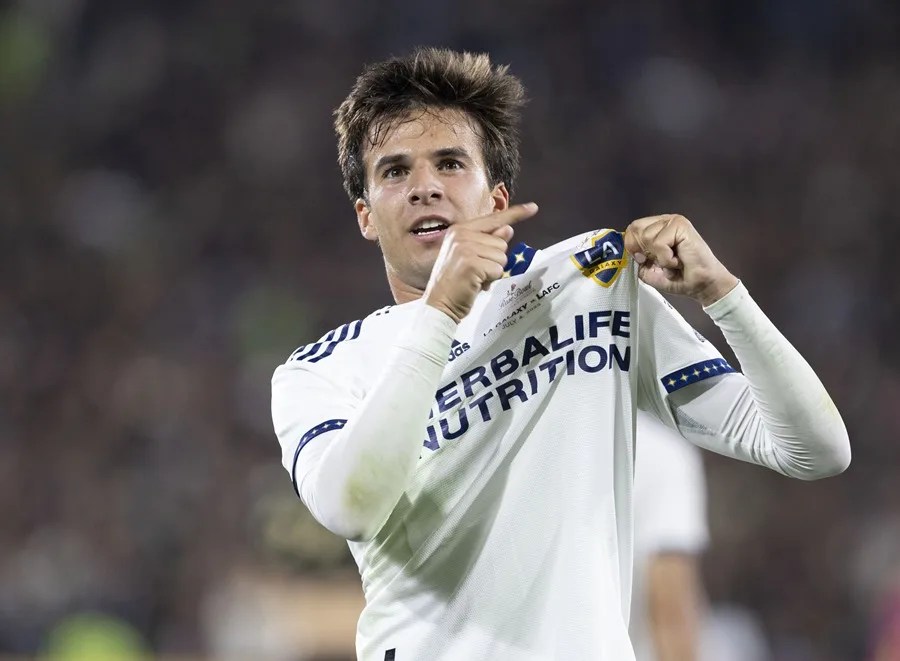 Riqui Puig undergoes another ACL surgery and won't return to MLS before 2027 | De Último Minuto English