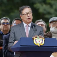 Petro says that "boatmen" survived a U.S. attack in the Pacific | De Último Minuto English