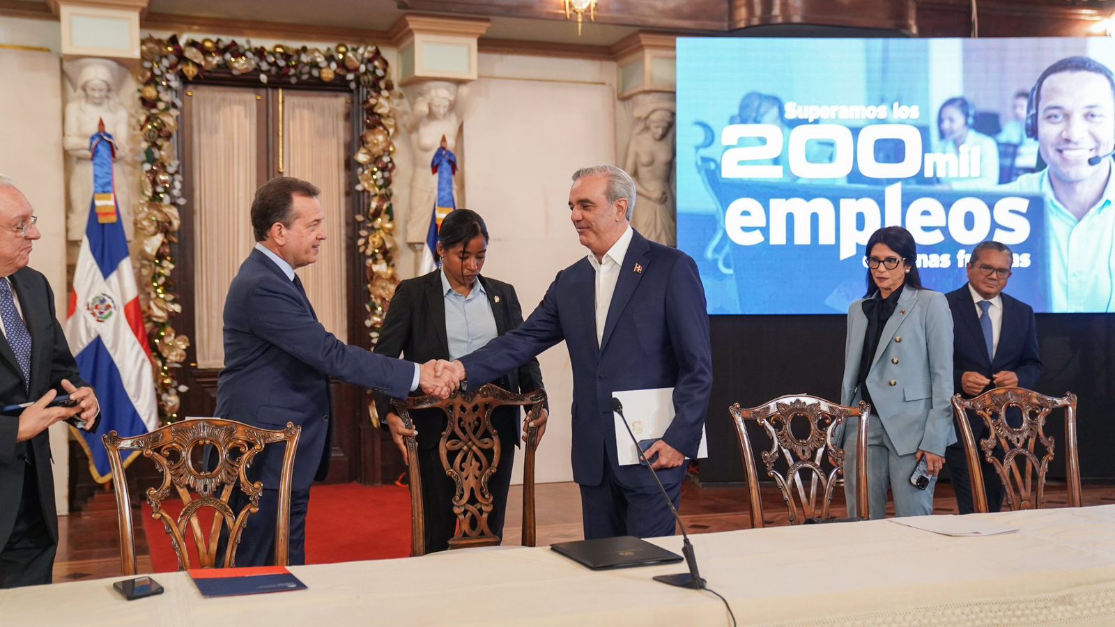 Government highlights economic strength of the Dominican Republic in 2025 | De Último Minuto English