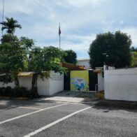 Total calm outside the Venezuelan Embassy in DR | De Último Minuto English