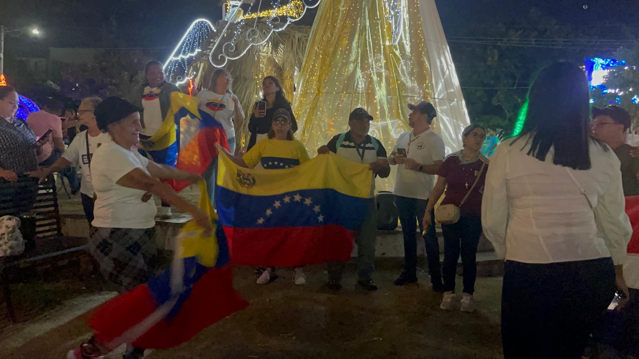 Venezuelans in Santiago express hope and call to consolidate political change in their country | De Último Minuto English