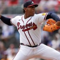 Braves send prospect Didier Fuentes to Triple-A and call up Martín Pérez | De Último Minuto English