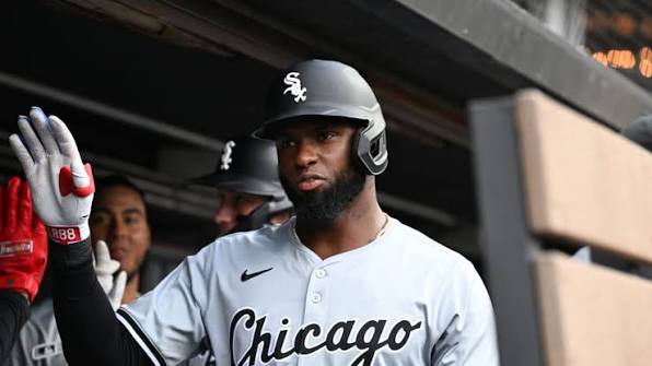 Luis Robert Jr. decides in extras with a home run and leaves the Pirates on the field | De Último Minuto English