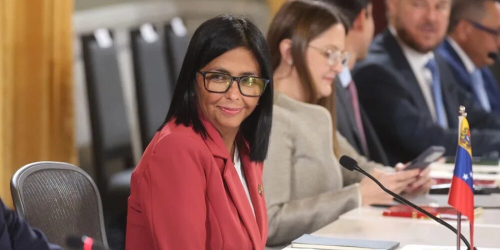 More than 5,000 Venezuelans returned to their country in one hundred days of Delcy Rodríguez's Government | De Último Minuto English