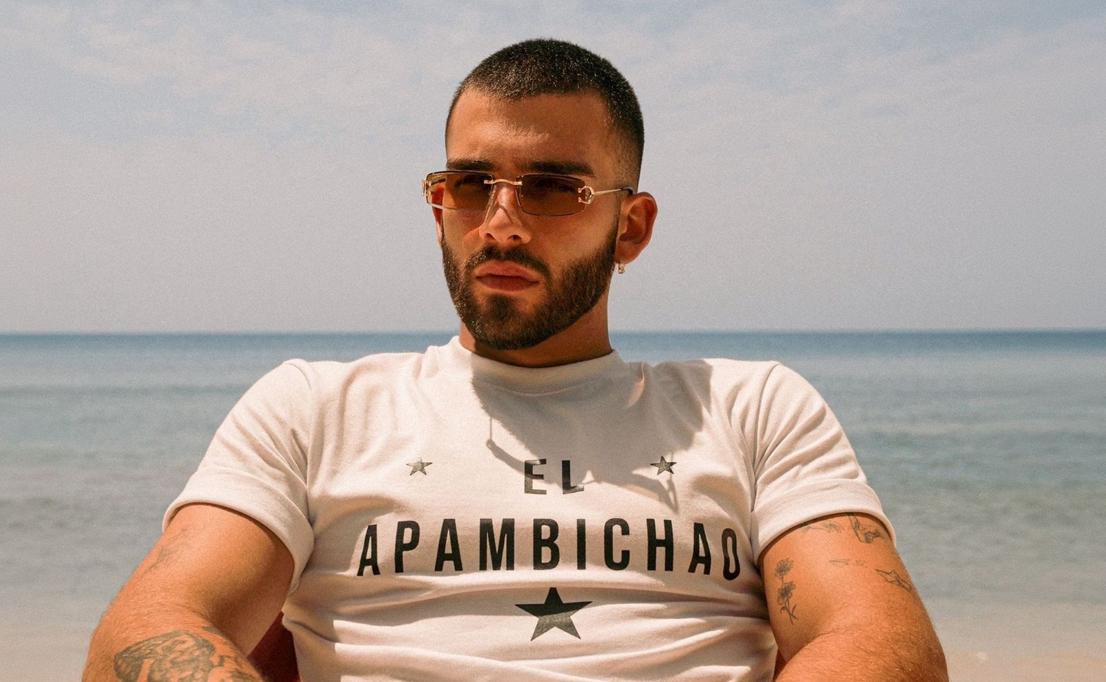Manuel Turizo lanza su nuevo álbum “APAMBICHAO” | De Último Minuto English