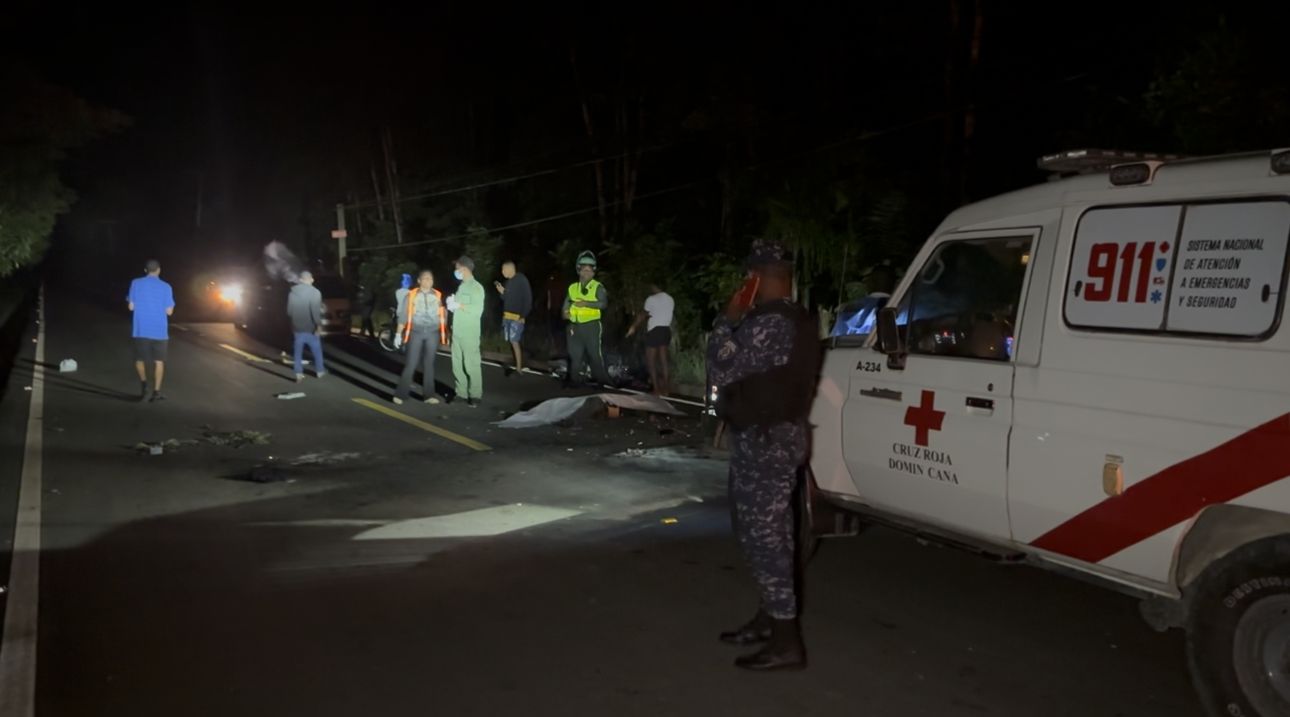 Two dead and one seriously injured in motorcycle accident on Bayaguana–Copey highway | De Último Minuto English