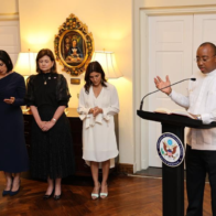 U.S. Ambassador Presents "Art in Embassies" Collection During Event at Her Official Residence | De Último Minuto English