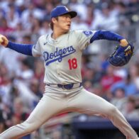 Yamamoto survives initial home run, retires 20 in a row and leads Dodgers to victory | De Último Minuto English
