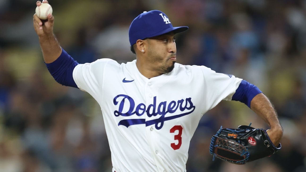Edwin Díaz will undergo elbow surgery and will miss several weeks with the Dodgers | De Último Minuto English