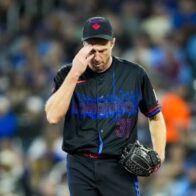 Max Scherzer placed on injured list, complicating Toronto's rotation | De Último Minuto English