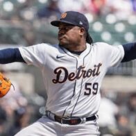 Framber Valdez shines and Tigres come back to beat the Bravos | De Último Minuto English