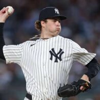 Schlittler dominates at Fenway and Yankees complete sweep over Boston | De Último Minuto English