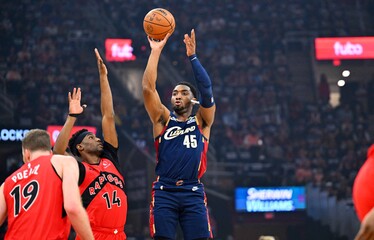 Cavaliers dominate Raptors and take a 2-0 lead in the series | De Último Minuto English