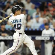 Sanoja y Caissie lideran triunfo de Marlins para dividir serie ante Rojos | De Último Minuto English
