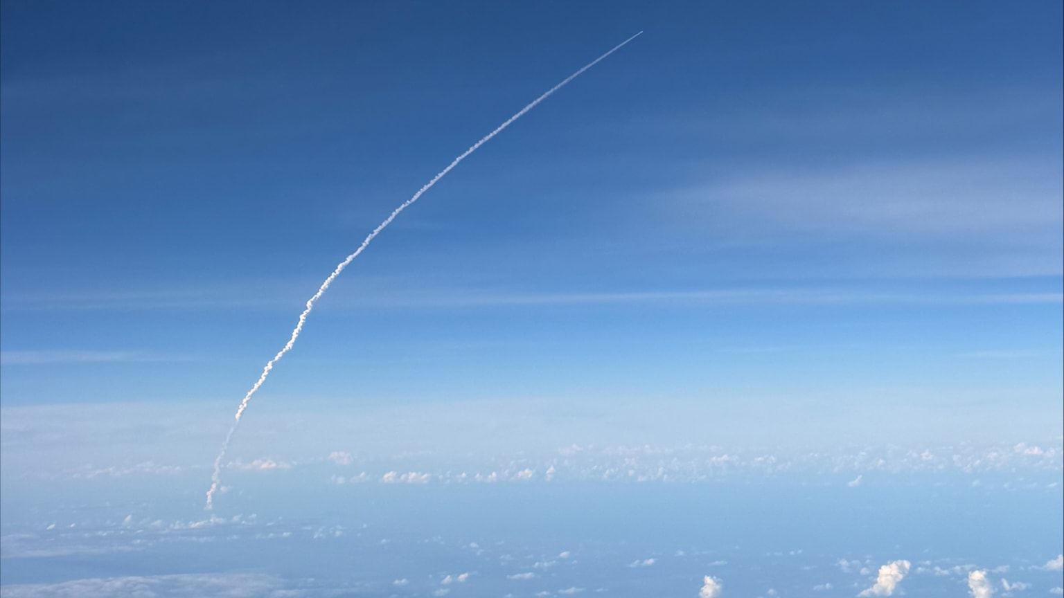 Marlins presencian histórico lanzamiento de la NASA durante vuelo rumbo a Nueva York | De Último Minuto English