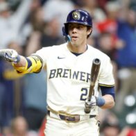 Christian Yelich to the injured list; Brewers call up Greg Jones | De Último Minuto English