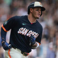 Machado connects two home runs, but Padres fall; Dominicans decide on MLB day | De Último Minuto English