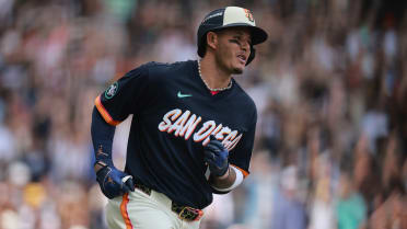 Machado connects two home runs, but Padres fall; Dominicans decide on MLB day | De Último Minuto English