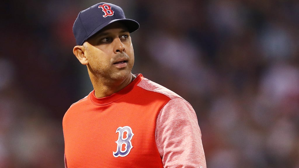 Red Sox fire Cora and restructure their coaching staff after a poor start | De Último Minuto English