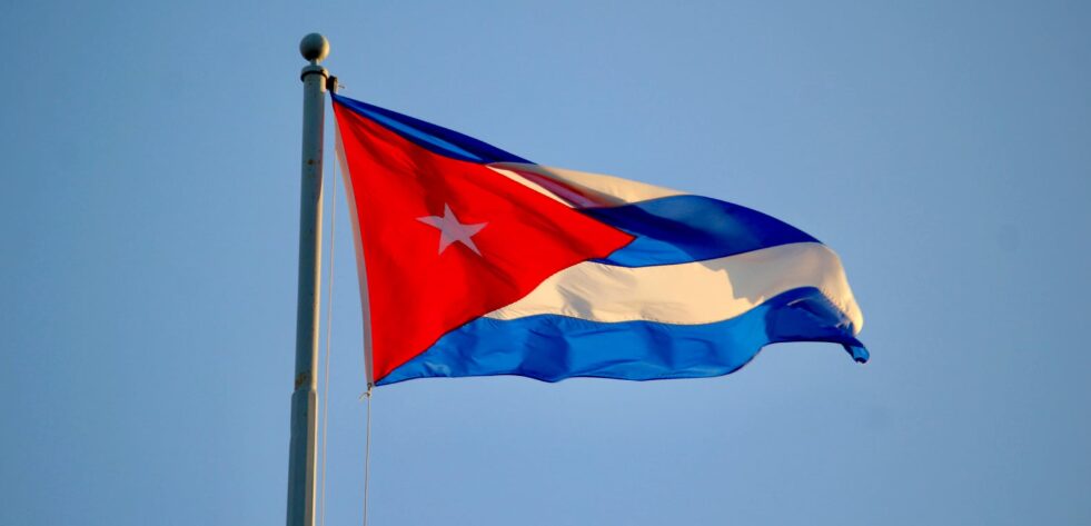 China reaffirms its "firm" support for Cuba after the latest "unilateral" US sanctions. | De Último Minuto English
