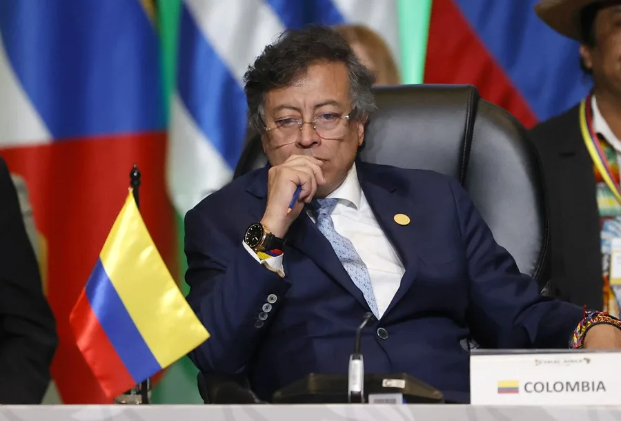 Petro says that the weapons that kill civilians in southwestern Colombia come from Ecuador | De Último Minuto English