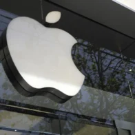 Apple will pay $250 million to settle a lawsuit over misleading advertising of its AI | De Último Minuto English