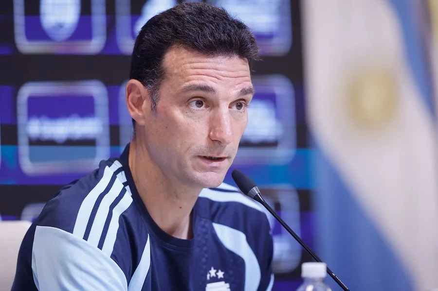Messi, Julián Álvarez and “Dibu” Martínez head Argentina's call-up for the 2026 World Cup | De Último Minuto English