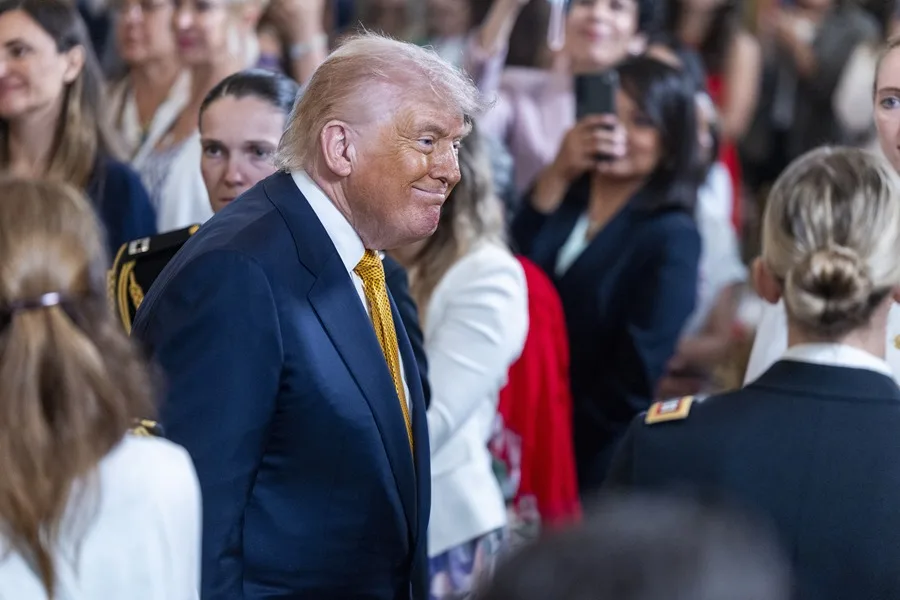 Trump says that in Venezuela they dance "in the streets" because of oil revenues | De Último Minuto English