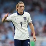 Barcelona signs English forward Anthony Gordon from Newcastle | De Último Minuto English