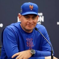 Mets stand by Carlos Mendoza despite poor start to the season | De Último Minuto English