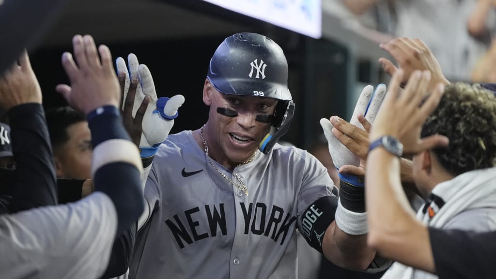MLB unveils initial proposal for new collective bargaining agreement with salary cap and floor | De Último Minuto English