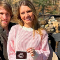 YouTuber and his wife reveal they terminated pregnancy due to Down syndrome diagnosis | De Último Minuto English