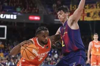 "Jean Montero leads Valencia's blowout over Barça and ties the ACB final" | De Último Minuto English