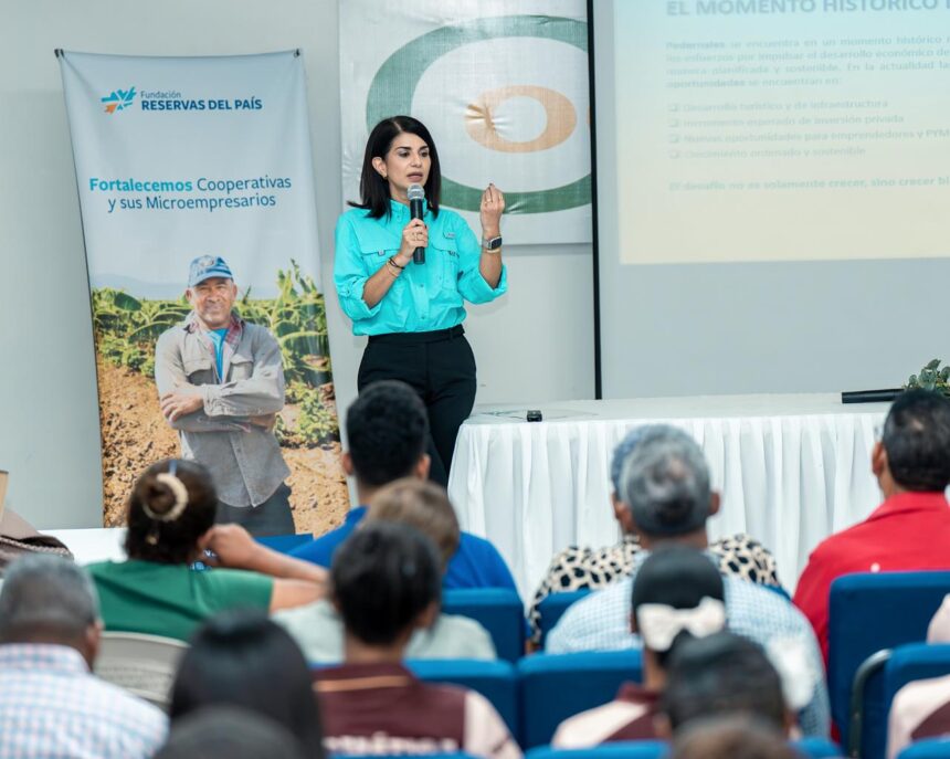 Fundación Reservas del País trains more than 100 micro-entrepreneurs in Pedernales | De Último Minuto English