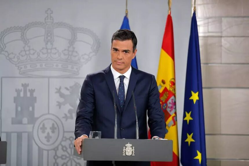 "Spanish government accuses the judge who sent Pedro Sánchez's wife to trial of "persecution"" | De Último Minuto English