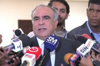 Celso Marranzini: Debate sobre cesantía es una “bola de humo” que distrae otros temas del Código Laboral | De Último Minuto English